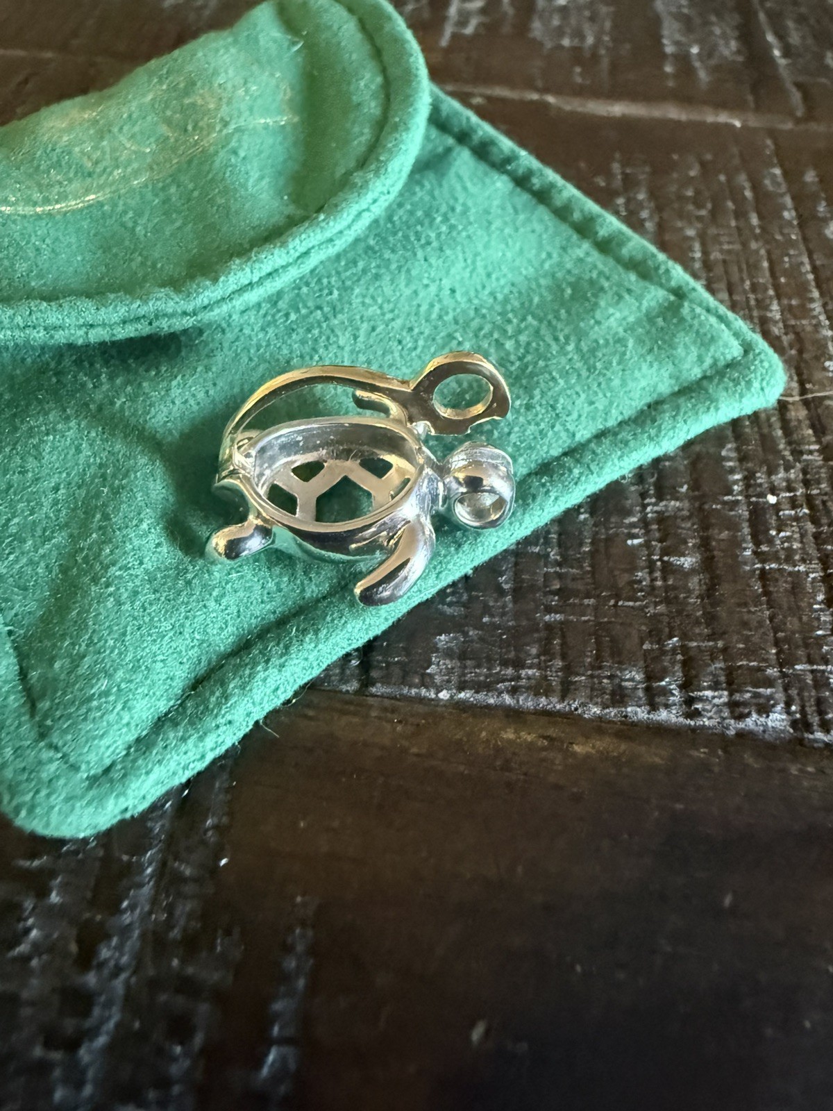 Na Hoku Pearl Factory Hawaii silver and 14K Gold Cage HONU Pearl Pendant