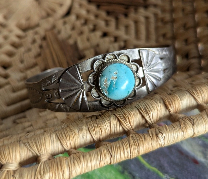 Vtg Fred Harvey Era Sterling Silver Native Turquoise Cuff 7″