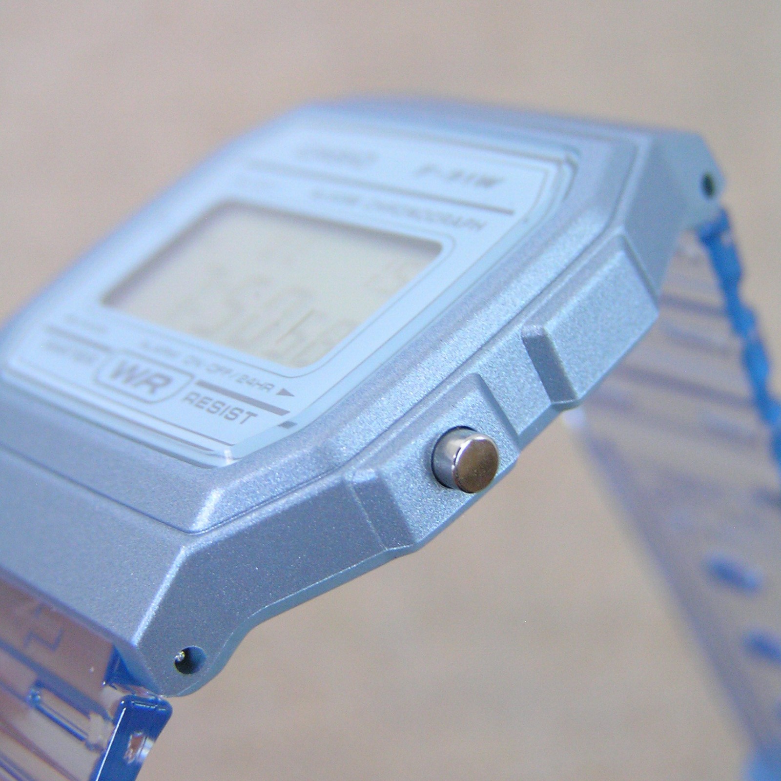 UK STOCK CASIO F-91WS-2JH Japan Exclusive Digital Watch Clear Blue Import Model