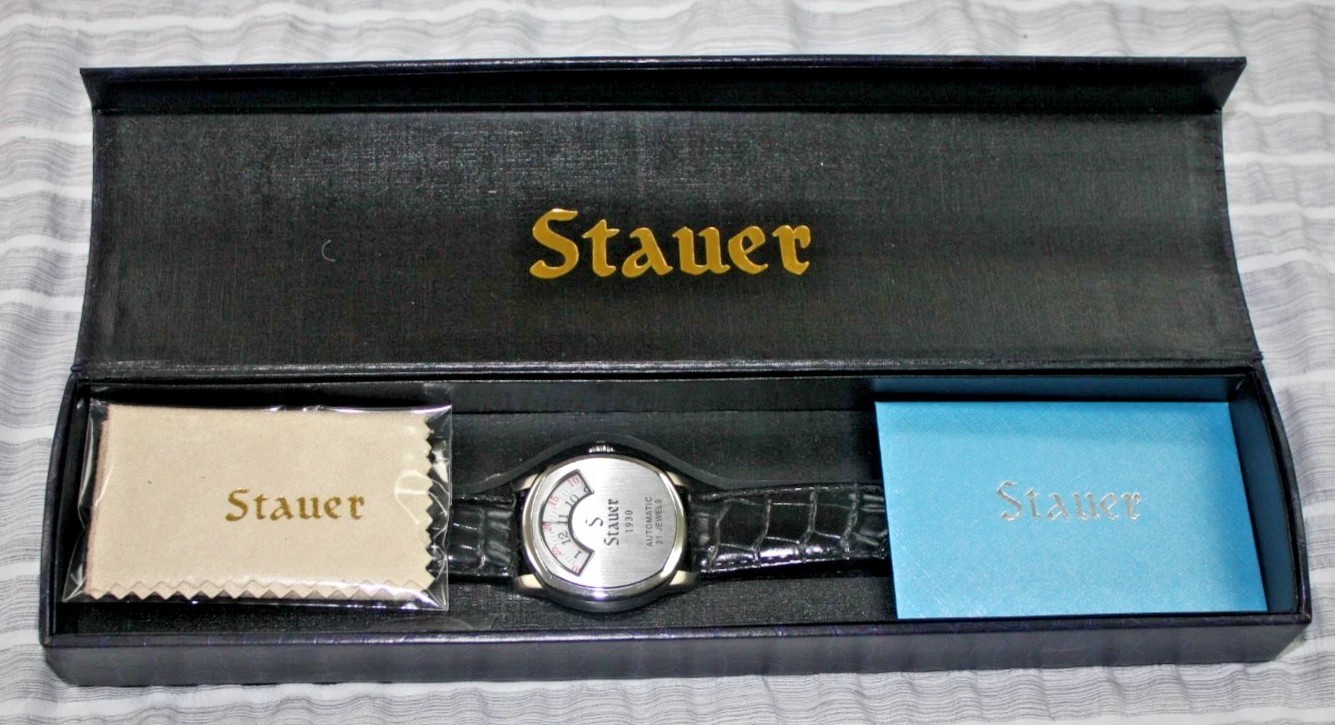 Stauer 1930 Dashtronic Automatic 21 Jewels Mens Watch Jump Dial Black Leather