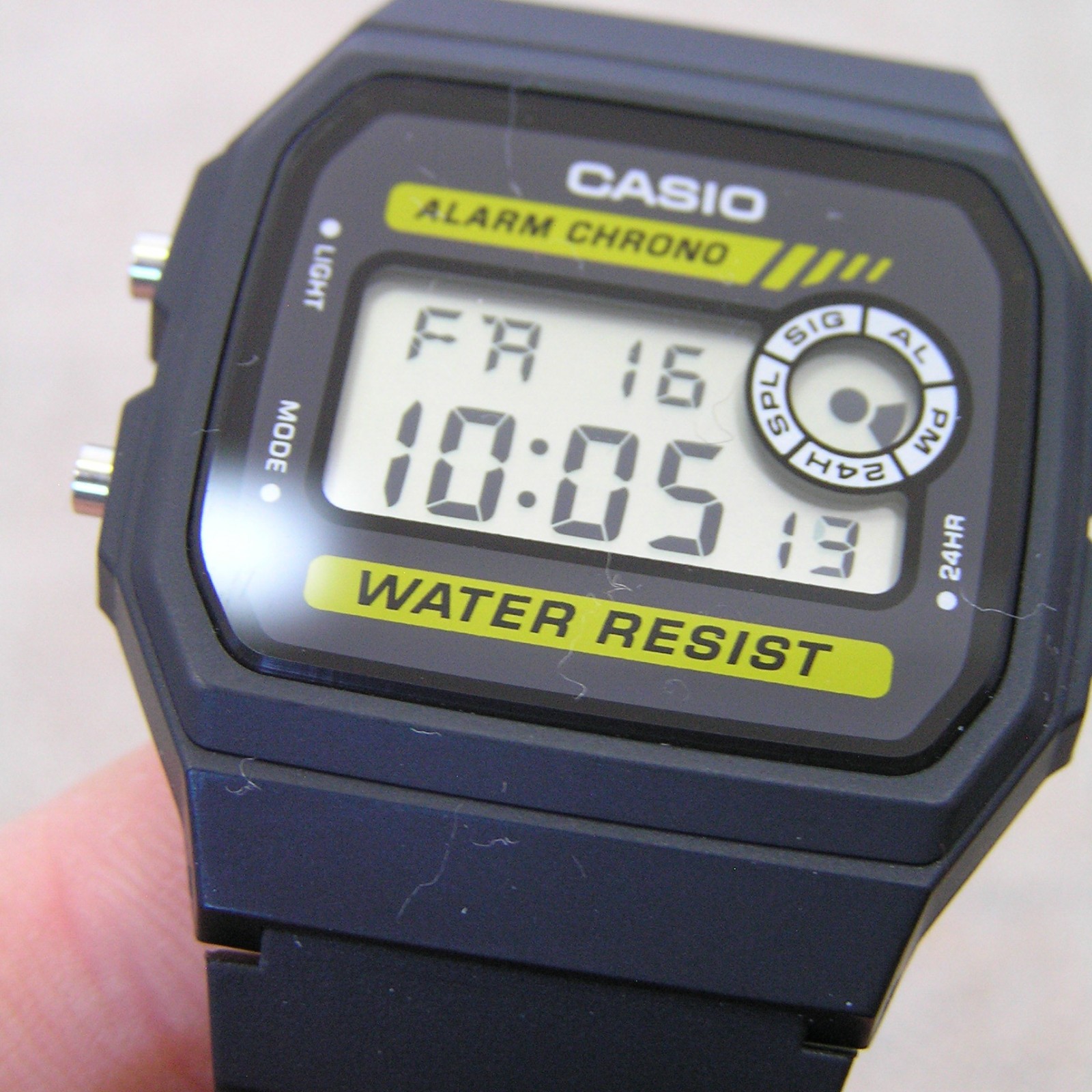 UK STOCK CASIO F-94WA-9JH Japan Exclusive Digital Watch Classic Imported Model