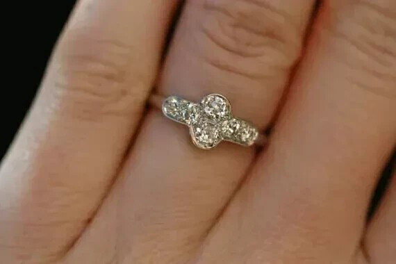 2Ct Round Cut Simulated Diamond Women’s Anniversary Ring 14K White Gold Plated