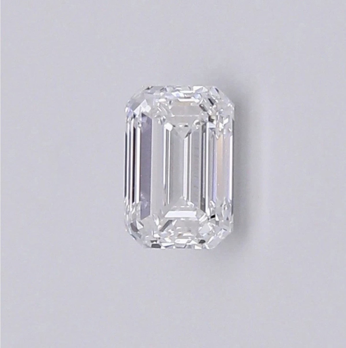 IGI Certified Lab-Created Emerald Cut Diamond 0.99ct D VS1 Ex 6.50×4.75mm