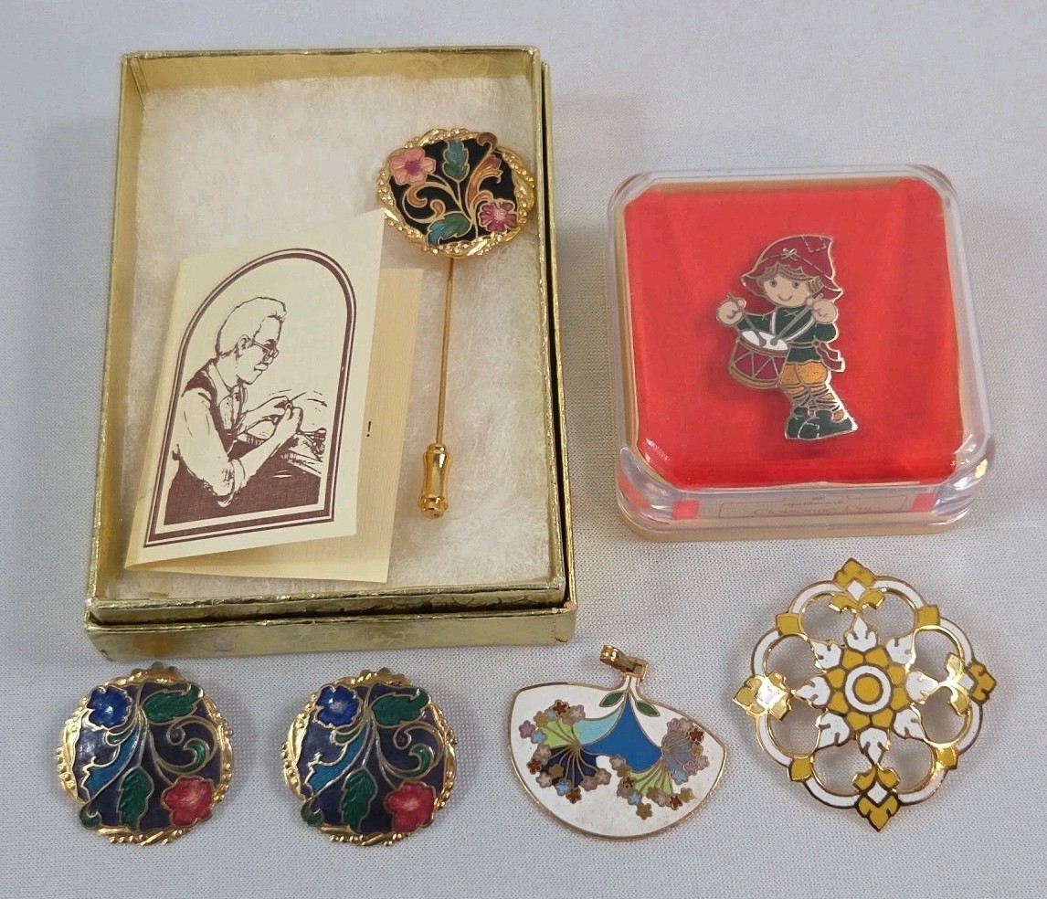 Vintage Cloisonne Jewelry Lot of 5 Pc Clip On Earrings Pins Pendant with Box