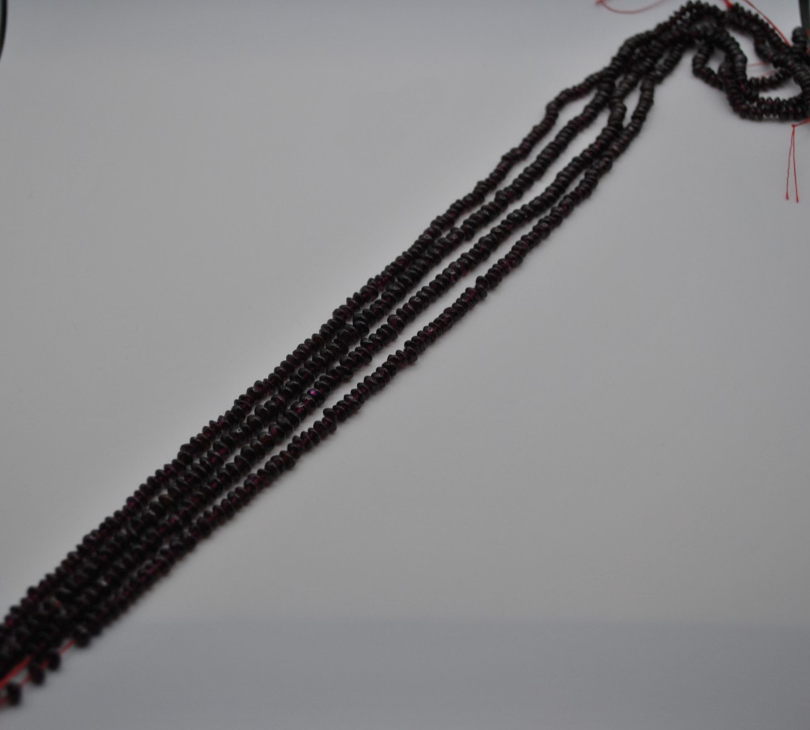 Garnet Rondelle Gemstone Strand with Smooth Stones (No Clasp)