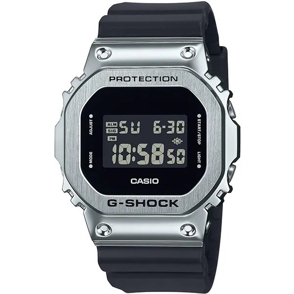 New CASIO G SHOCK GM 5600U 1JF Metal covered Silver Digital 20 ATM water resista