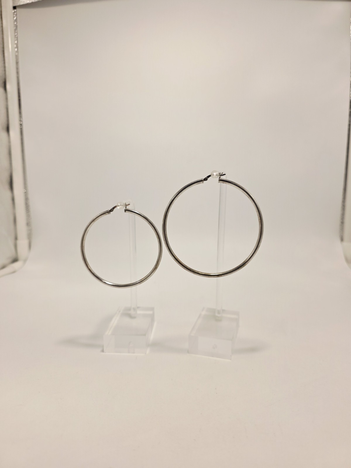 Royal Chain Inc Sterling Silver Hoop Earrings set of two One 2″ & One 2.5″ New