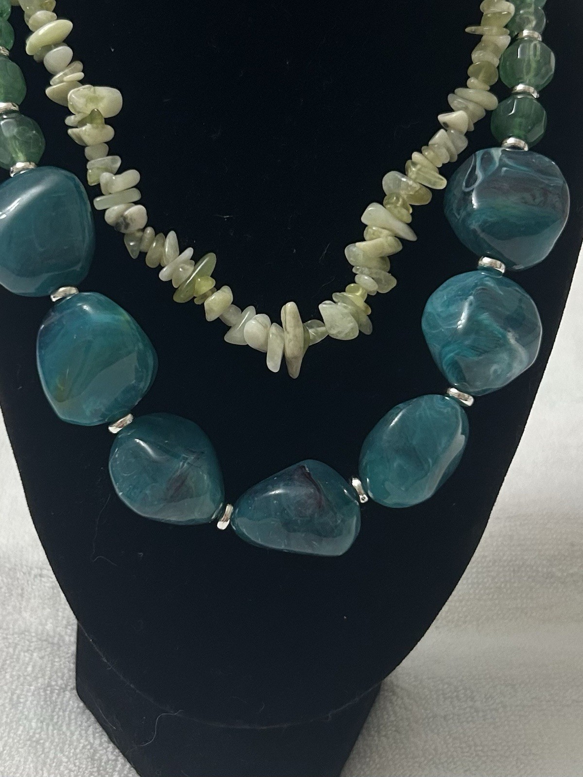 Double Strand Green Stone Nugget Beaded Statement Necklace Lobster Adjustable