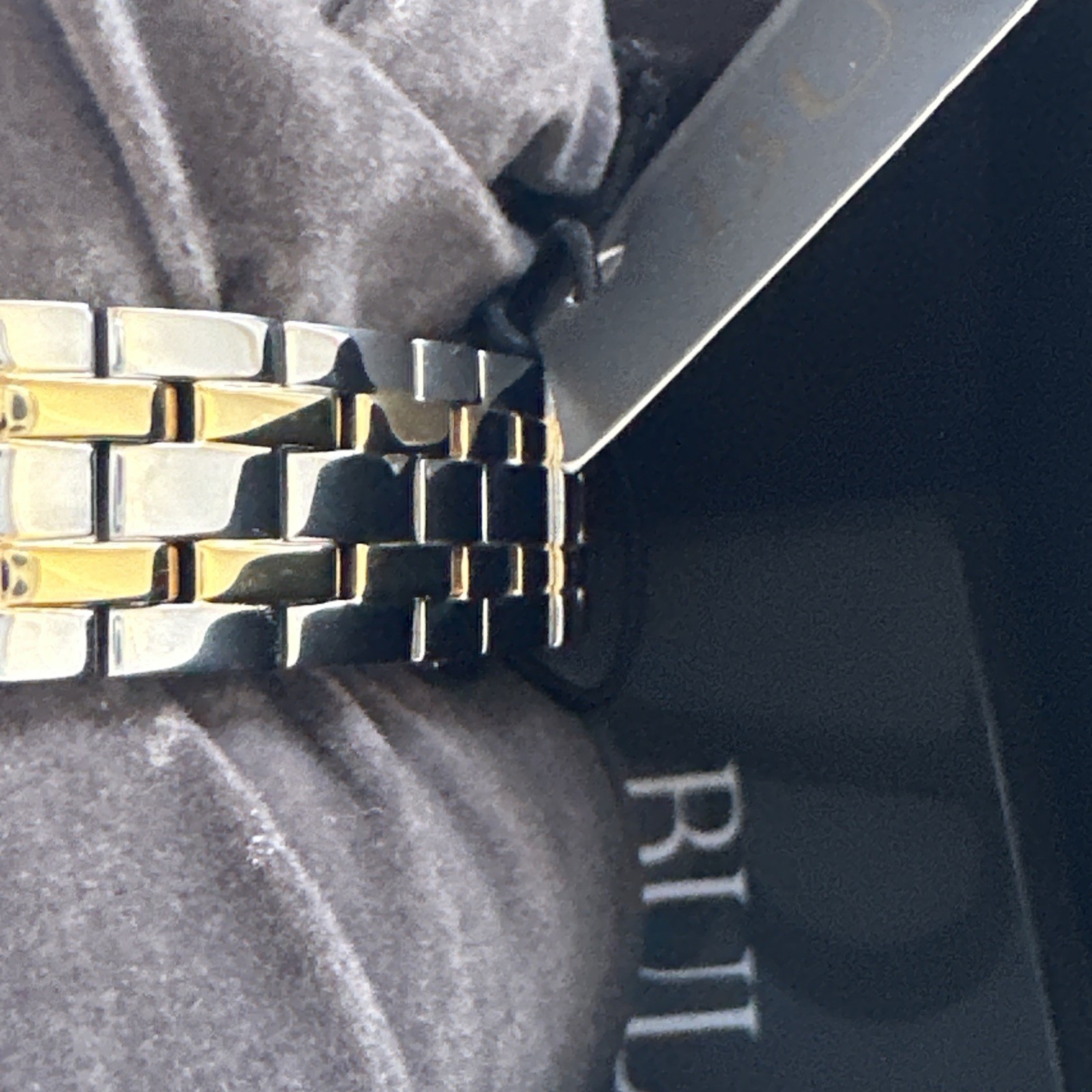 Bulova Women’s Sutton Classic Quartz Silver Stainless Steel Watch 21 MM 98L308
