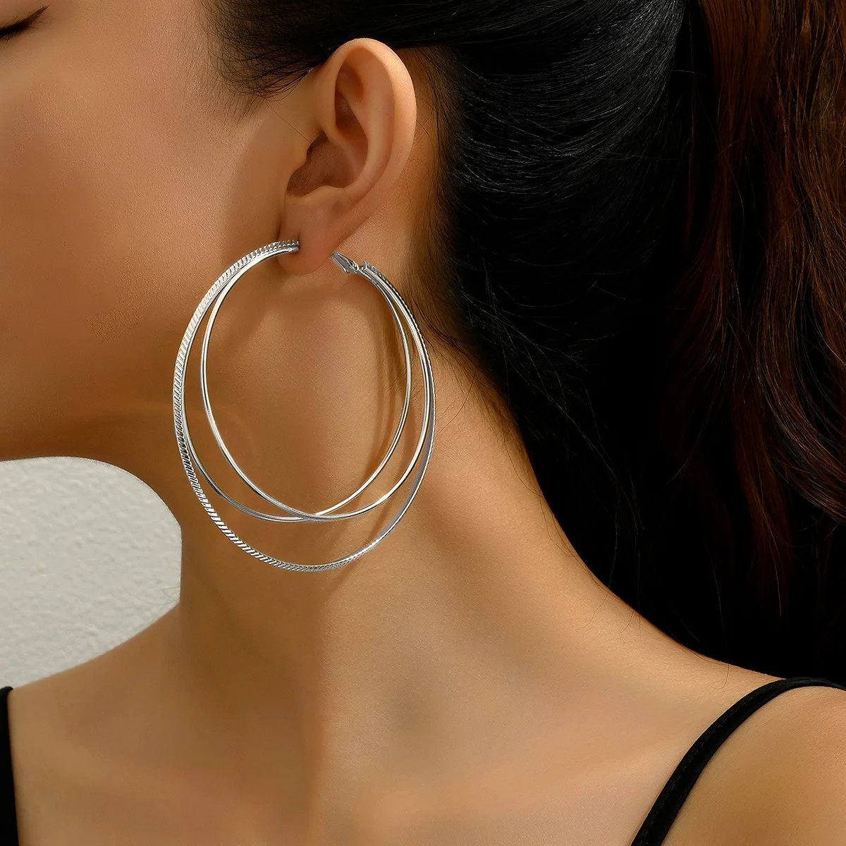 1 pair of new metal exaggerated three-layer large circle earrings, simple