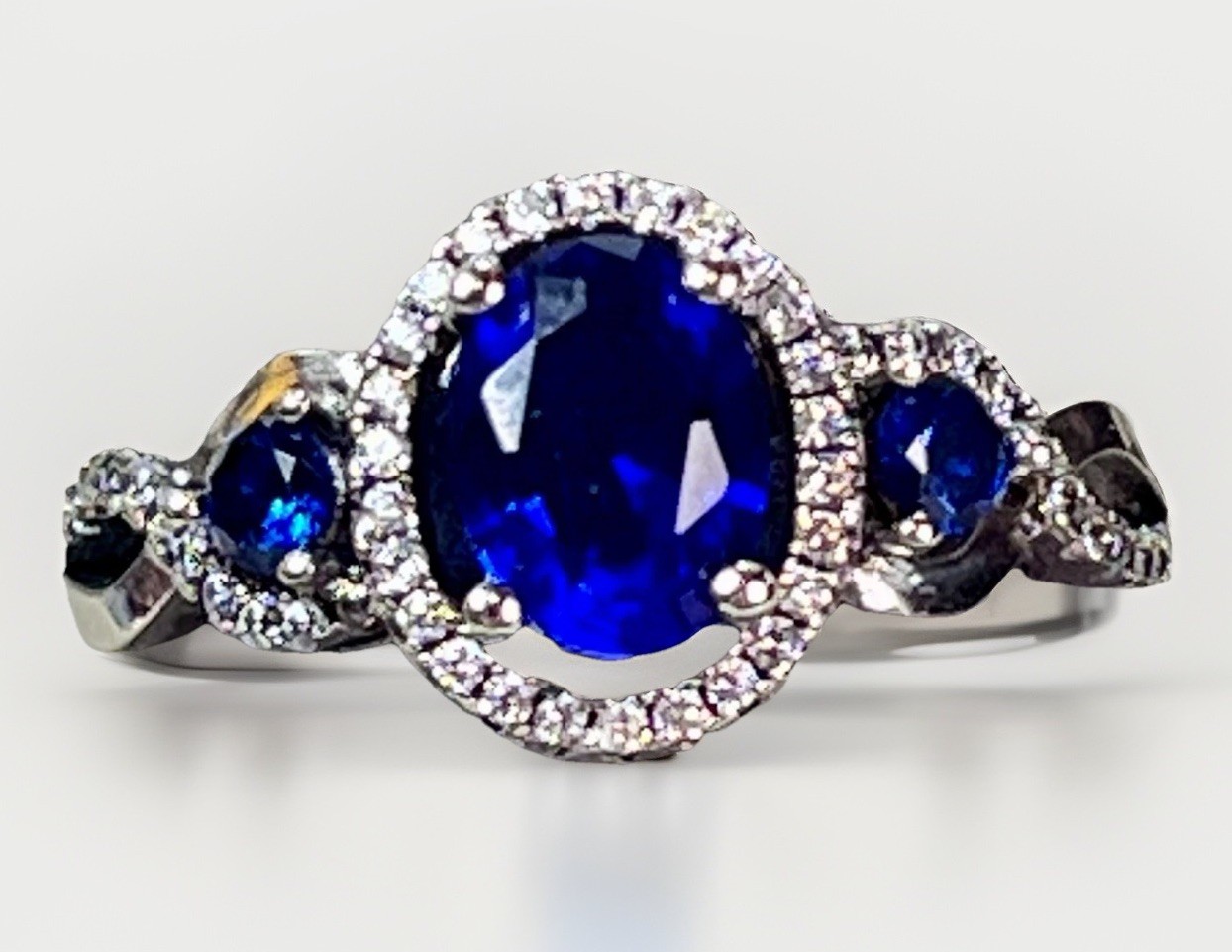 Sterling Silver 925 Blue Sapphire 3 Stone Halo Gemstone Accent Ring Size 9.75