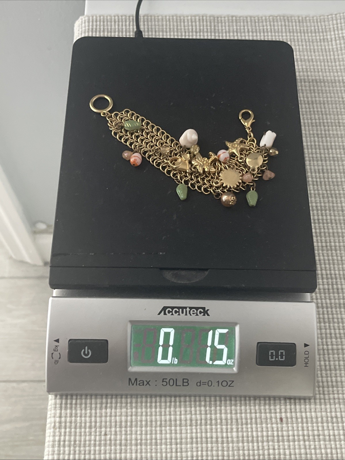 Vintage Gold Tone Beach Charm Mesh Chain Charm Bracelet Large Lobster Clasp 7″