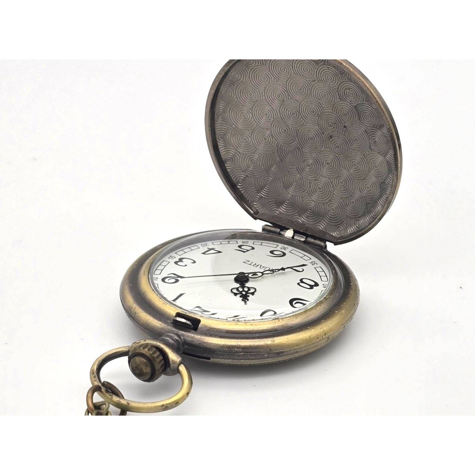 Video Game Pocket Watch – Vintage Steampunk Timepiece Unique Gift Fans Templars