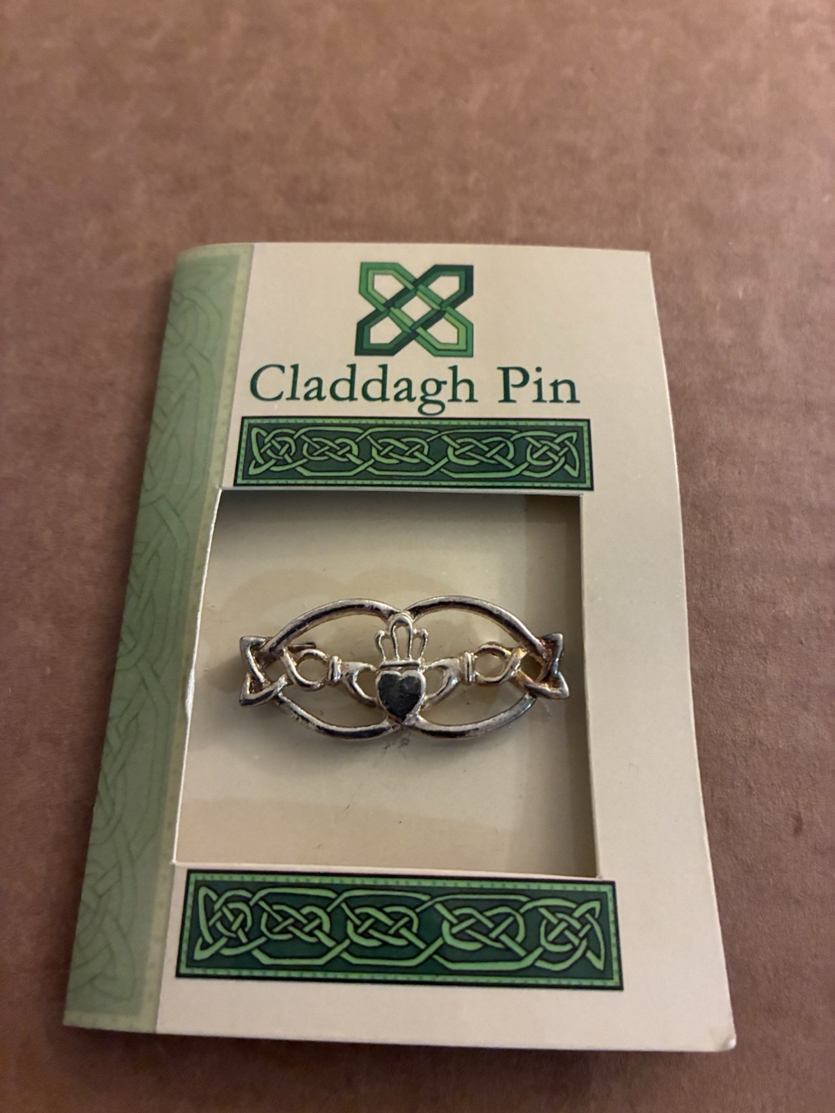 Claddagh Silver Tone Irish Celtic Heart Pin Brooch Metal No Stone