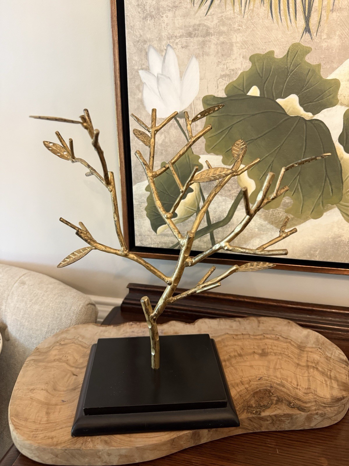 Gold Tone Metal Tree Stand Heavy Base Jewelry Organizer Home Decor 12x11x5”