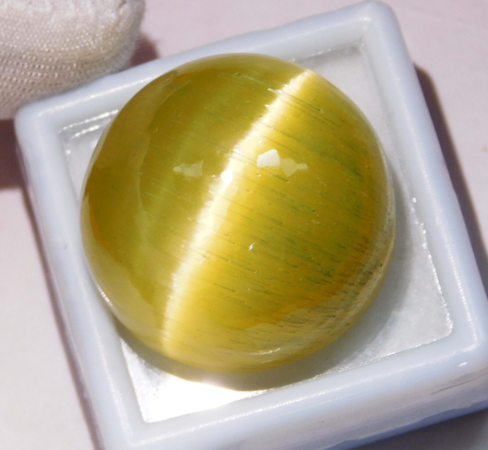57.20 Ct Natural Chrysoberyl Yellow Honey Cats Eye Cabochon Loose Gemstone