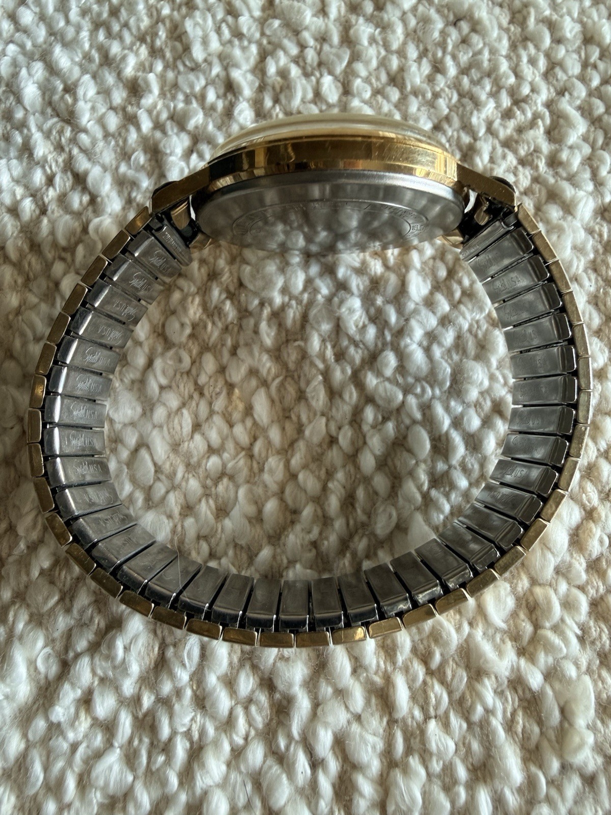Vintage 1972 Caravelle By Bulova Mens Mechanical Watch Gold Tone Speidel⁠
