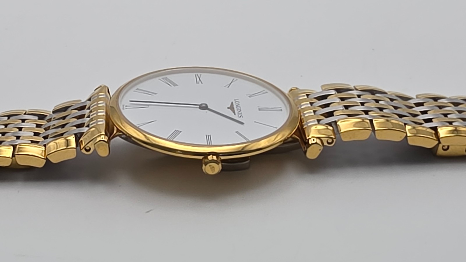 Longines La Grande Classique de Longines Gents Slim Watch in Longines Box.