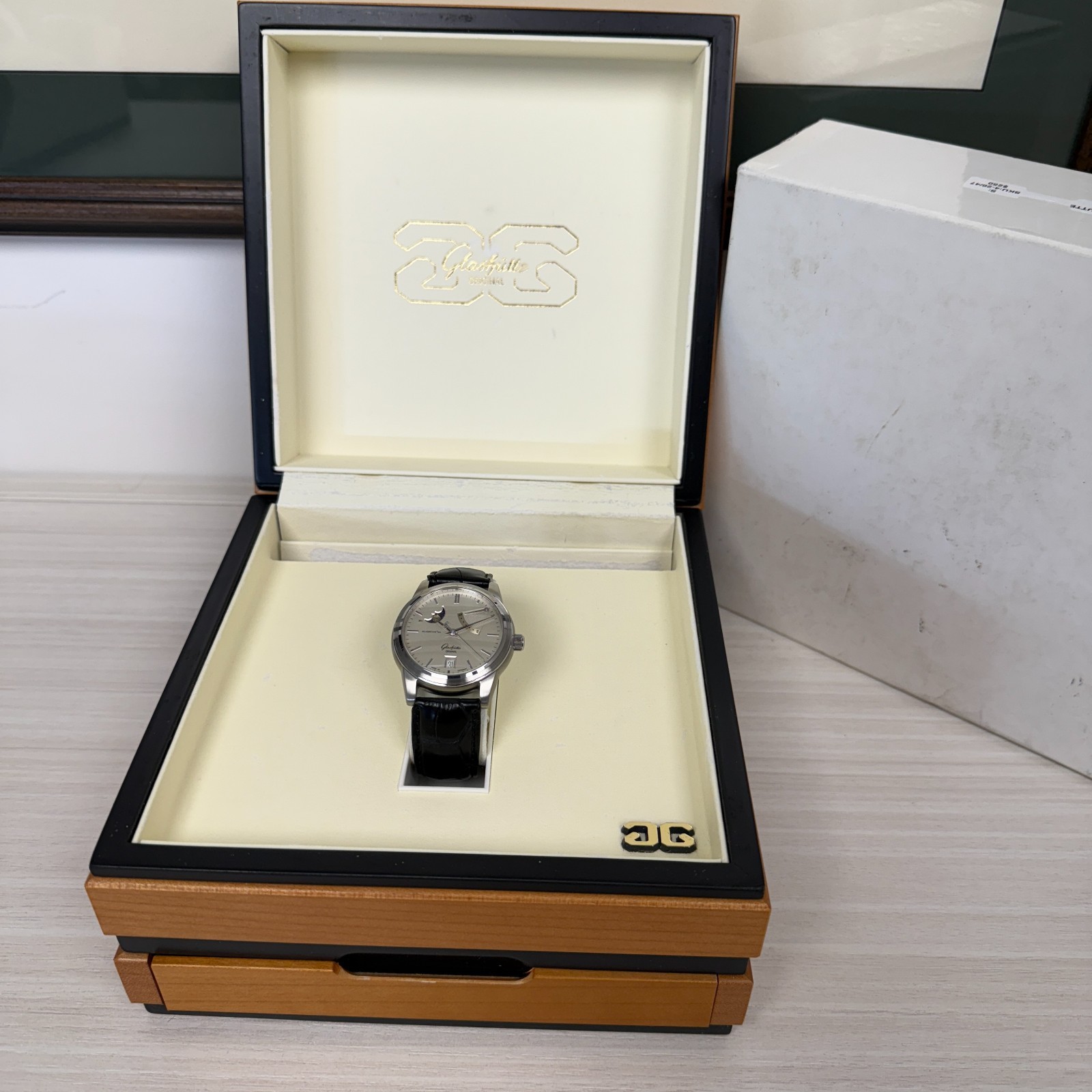 Glashütte Original Senator Moon Power Reserve 1-39-44-04-12-04 Box Papers
