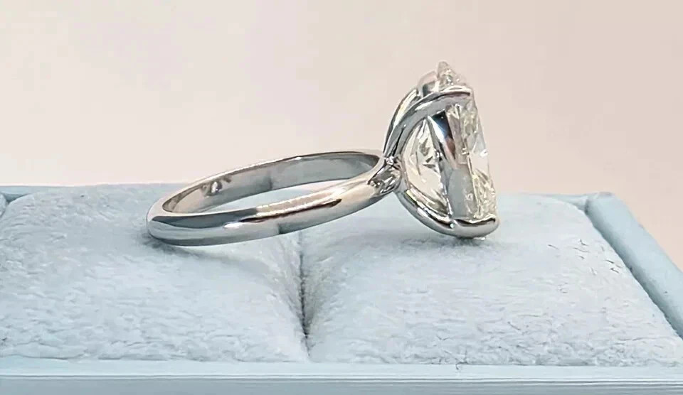 2.00ct VS1 Oval Cut White Diamond Solid 14K White Gold Ring Size as per customer