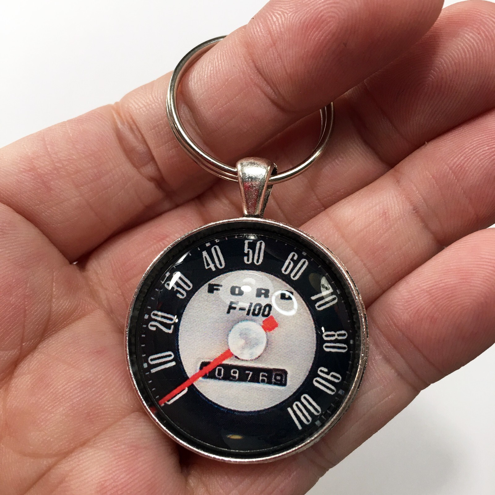 Vintage Ford F100 F-100 Truck 100 MPH Speedometer Keychain