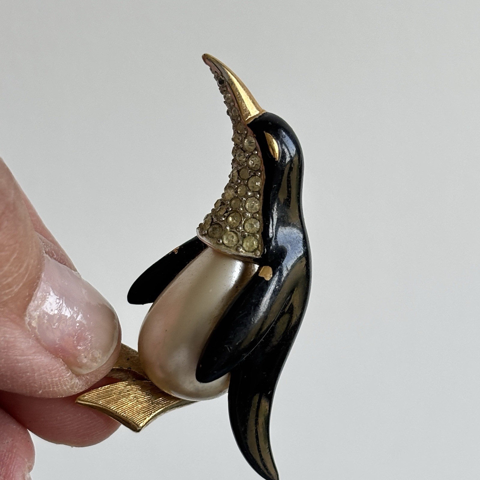 Vtg Marcel Boucher Penguin Brooch Rhinestone Faux Pearl Enamel Figural Pin