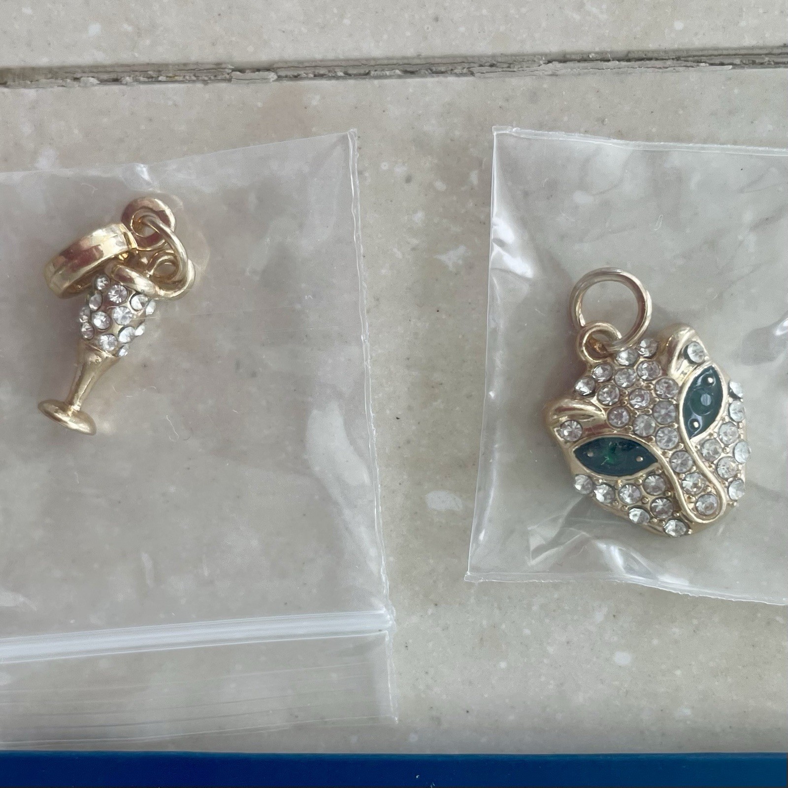 EFFY WITH LOVE AMULET OF ADVENTURE CRUISE NECLACE 24″ & 11 CHARMS PENDANTS NEW