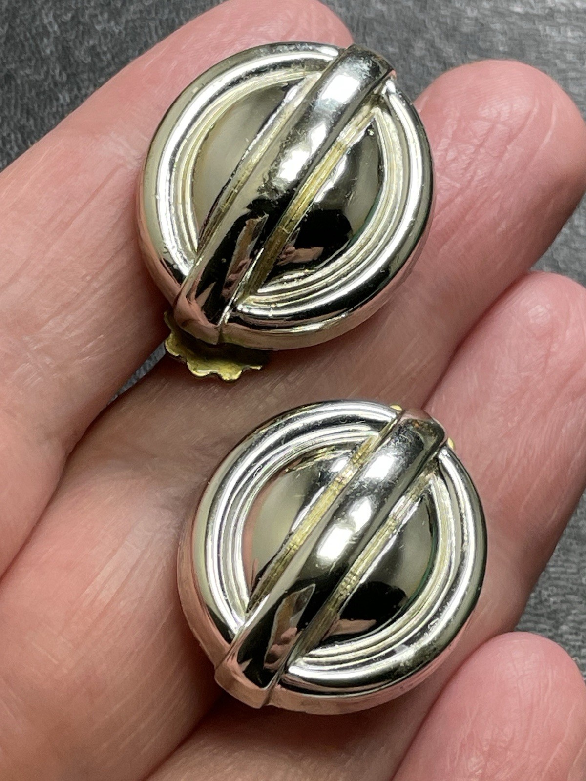 Vintage 1” Heavy Abstract Modernist Silver Tone Metal Clip Earrings