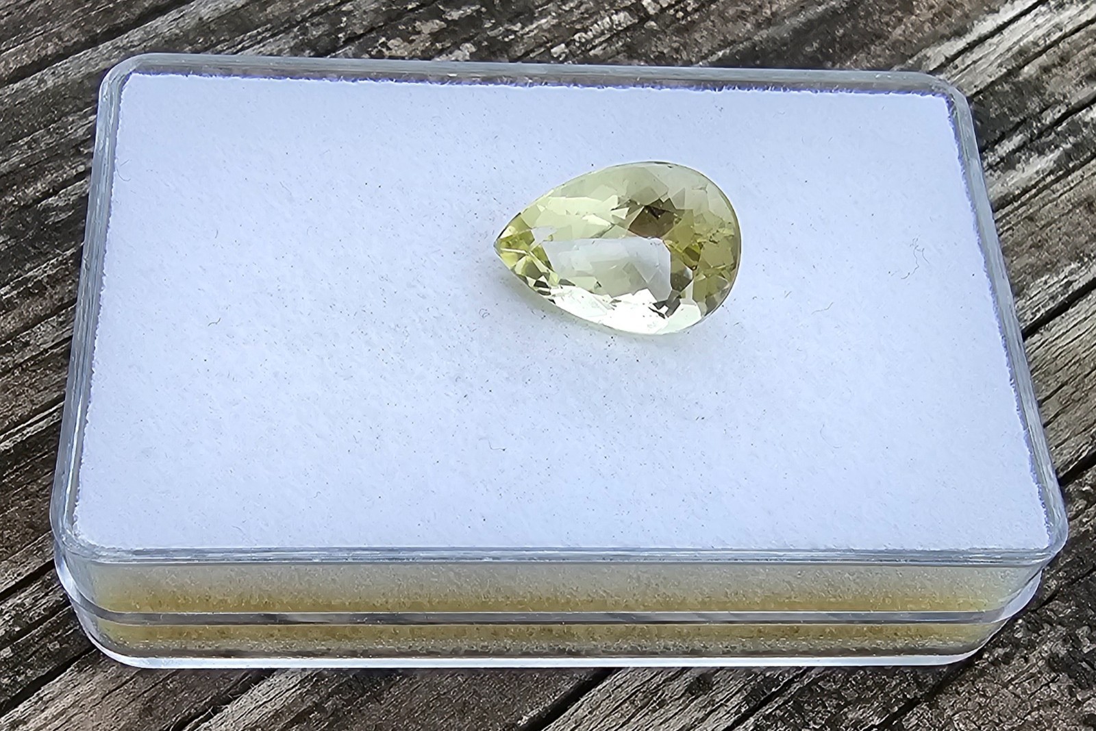 Yellow Beryl 14×9.7mm Pear Shape Loose Gemstone!