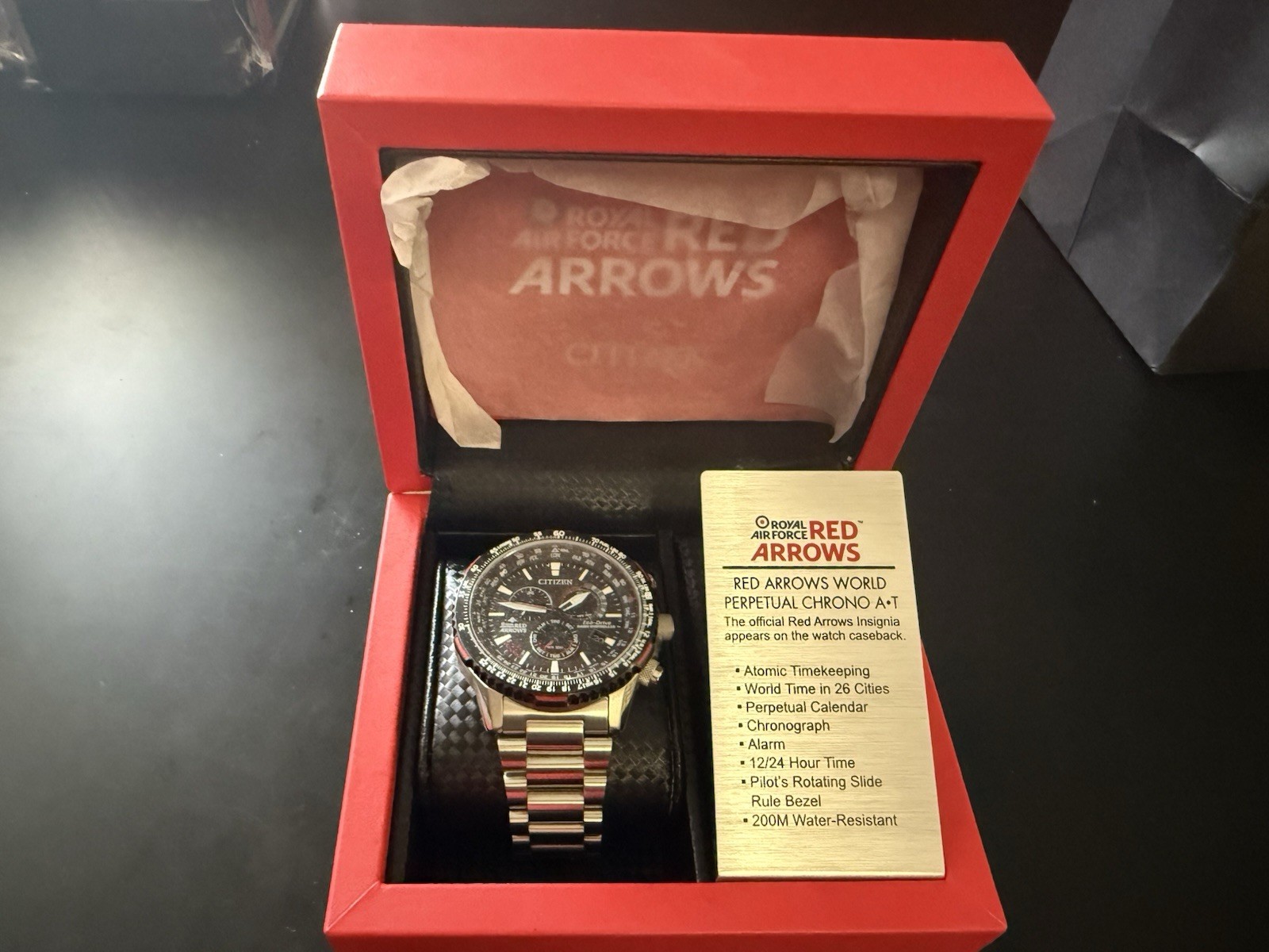 Citizen Eco-Drive Red Arrows Chronograph Atomic 44-47.9mm limited edition ￼