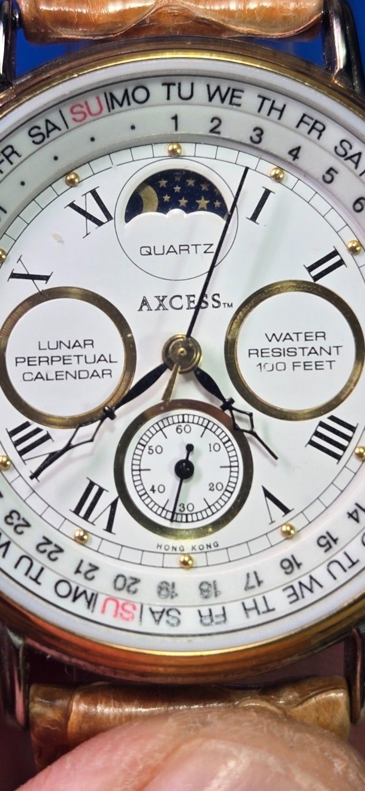 VINTAGE AXCESS SPORT CALENDAR MOON PHASE QUARTZ MEN’S GOLDEN BROWN DRESS WATCH