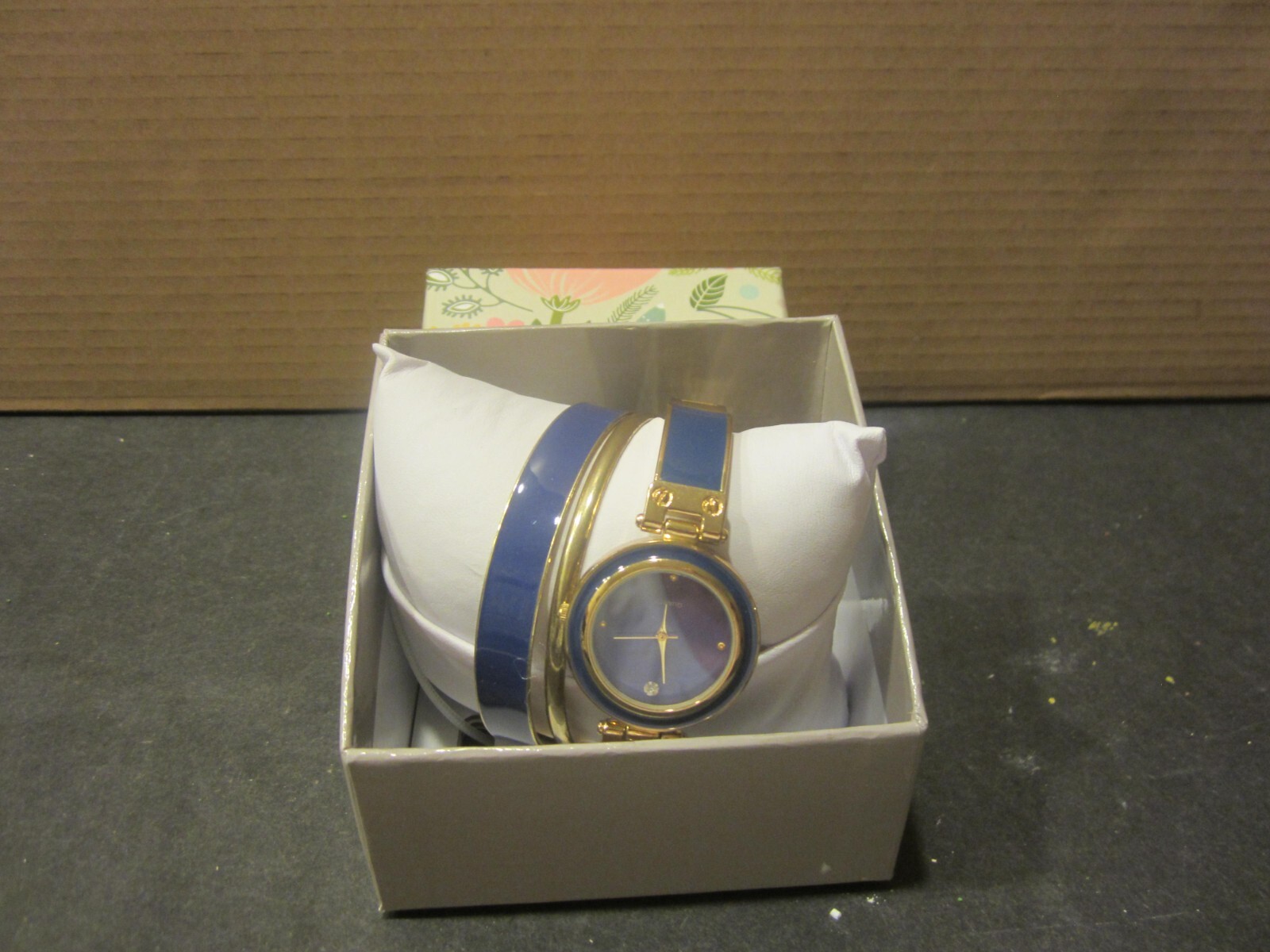 M.Z. Berger Co Watch Set quartz w/ rhinestone