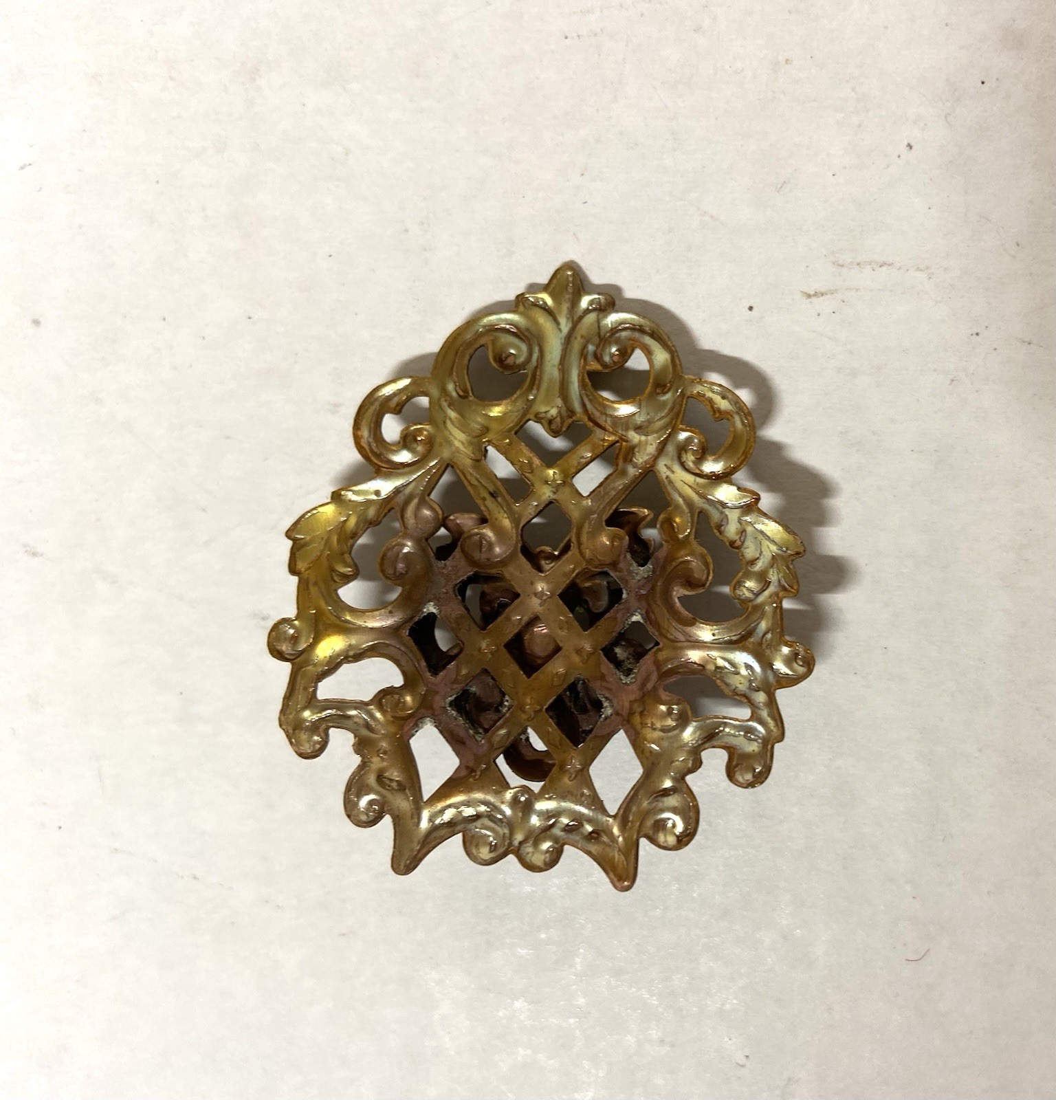 20 RAW BRASS LAYERED STAMPINGS, FOR JEWELRY & CRAFTING-PARTS-heart setting