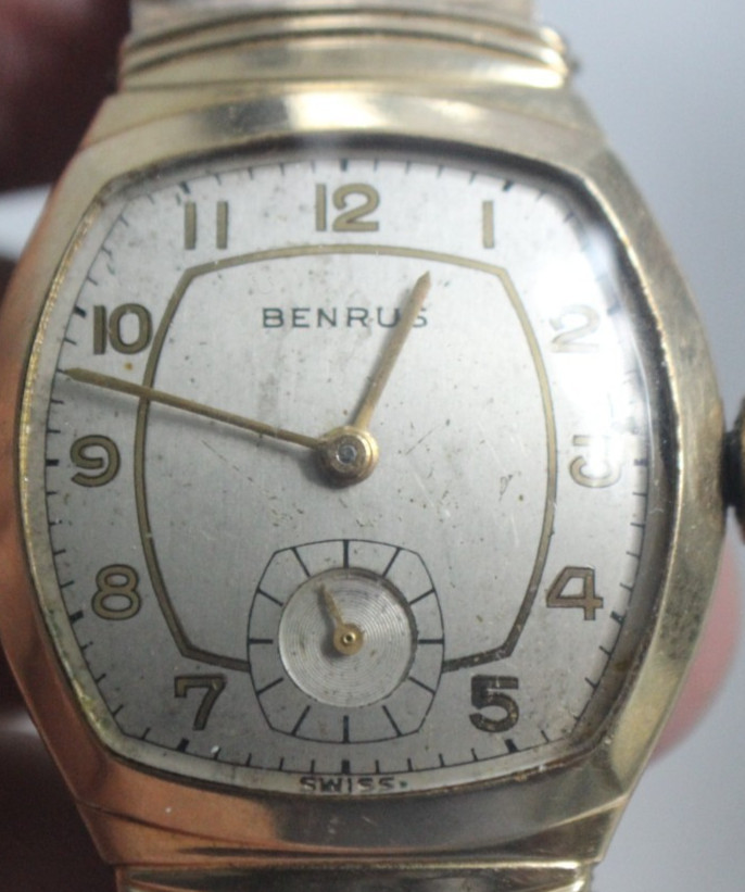 Wonderful BENRUS 17 Jewels Mechanical Men’s Watch BB4
