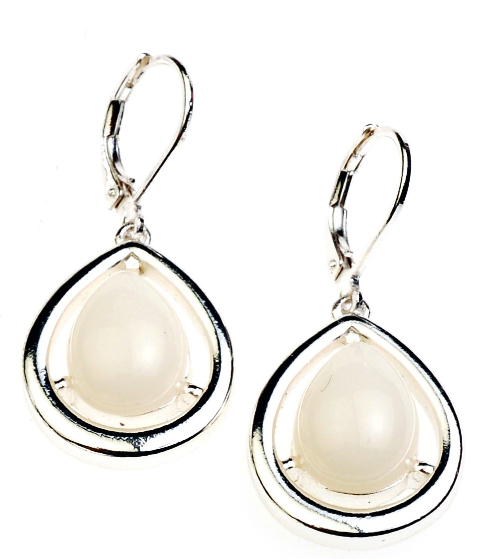 Ivy a polished ivory colored teardrop earrings. Free lead and nickel free.