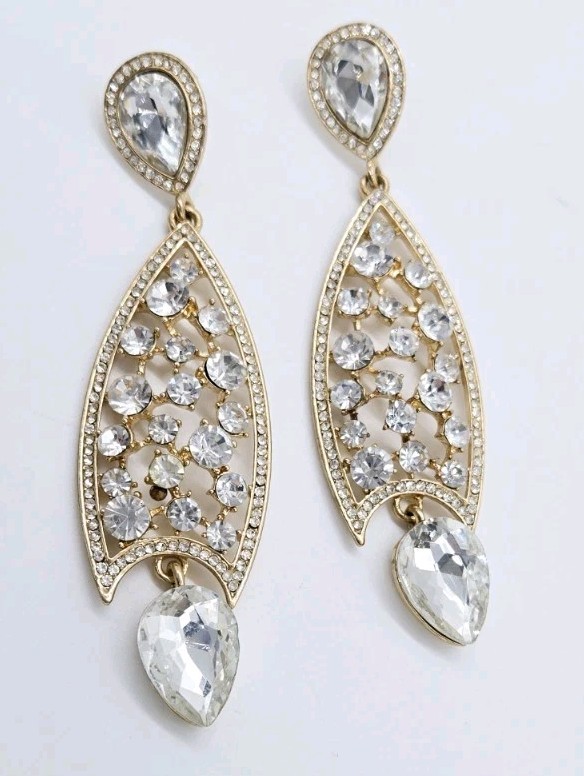 Chandelier Earrings Crystal Pierced Gold Tone Dangling Bridal 3.75 in Couture