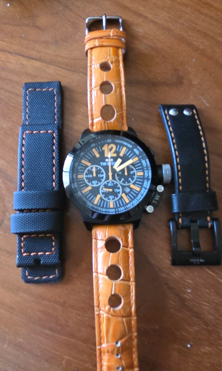 TW Steel Men’s CE1030R Oversized 50mm Canteen Chronograph Watch + EXTRA STRAP