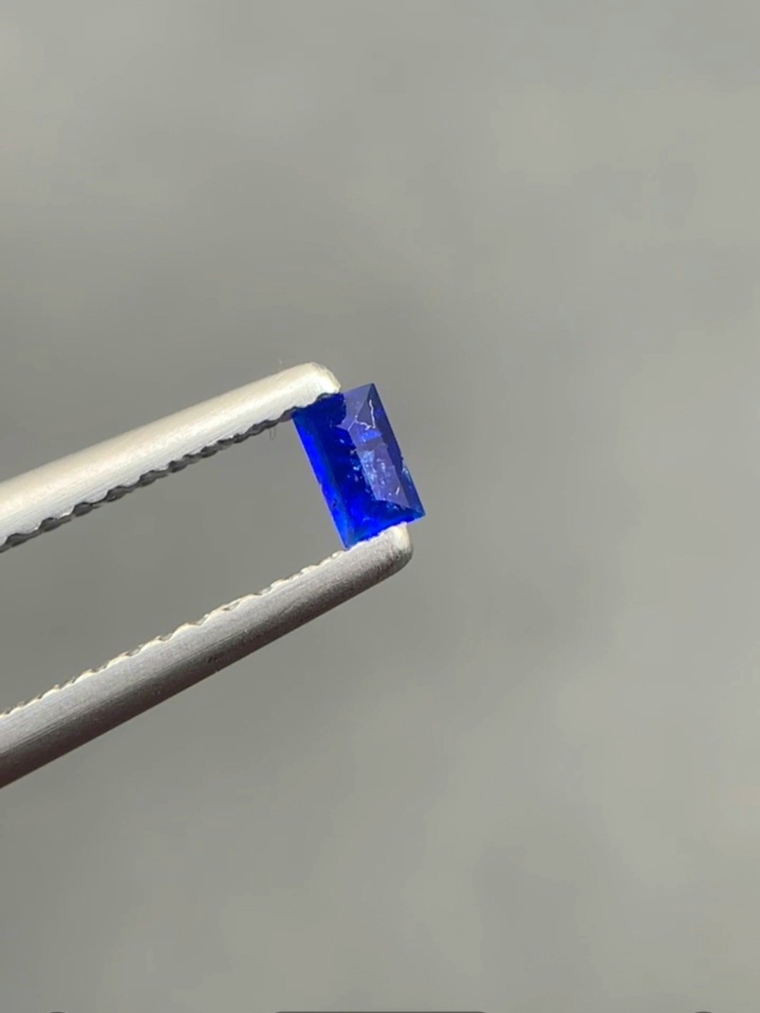 0.09/Ct,Natural Vibrant Royal Blue Hauyne(Sodalite). Baguette Shape,Ultra Rare.