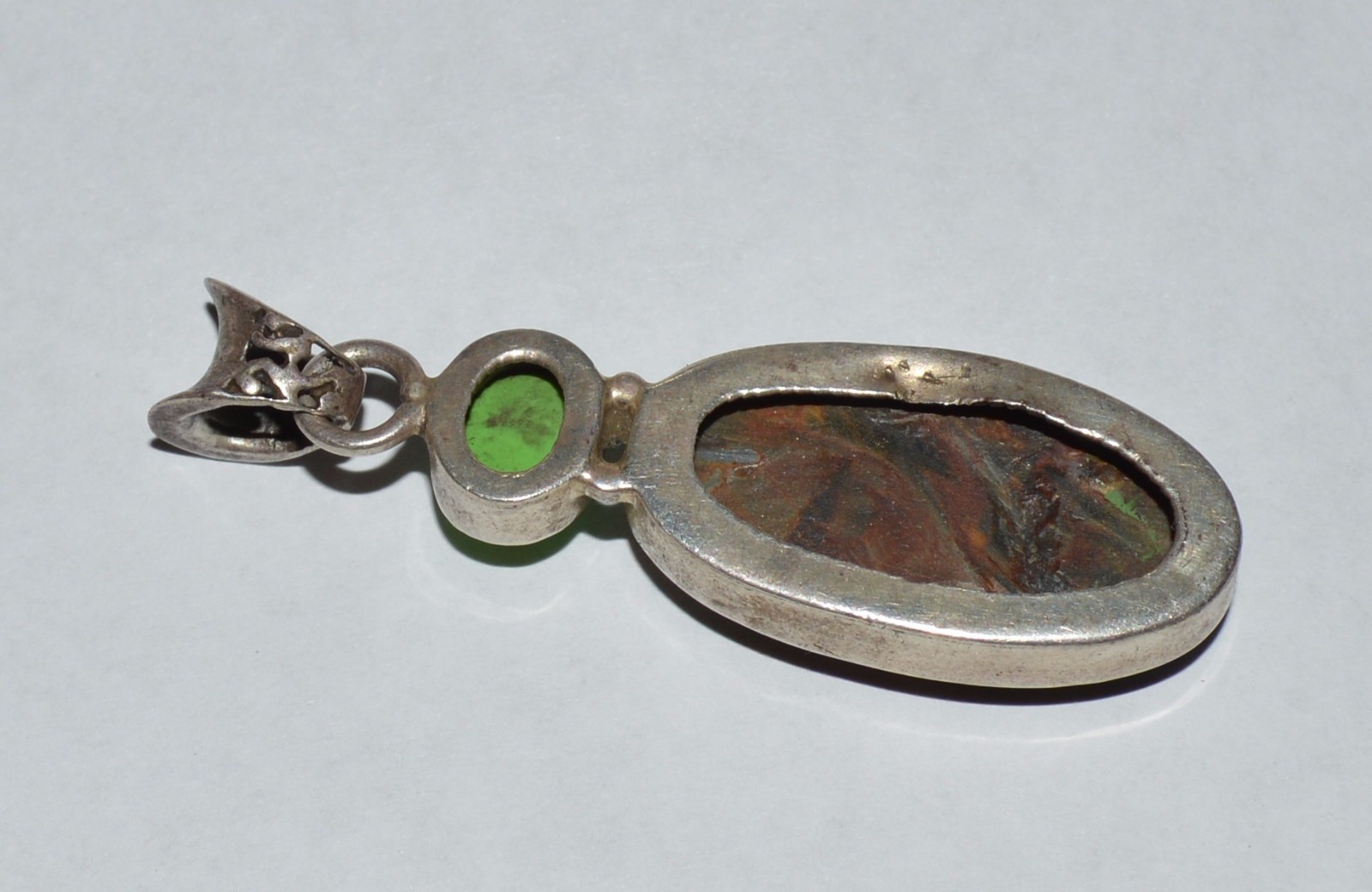 VINTAGE STERLING SILVER GREEN TURQUOISE AND BRONZITE PENDANT