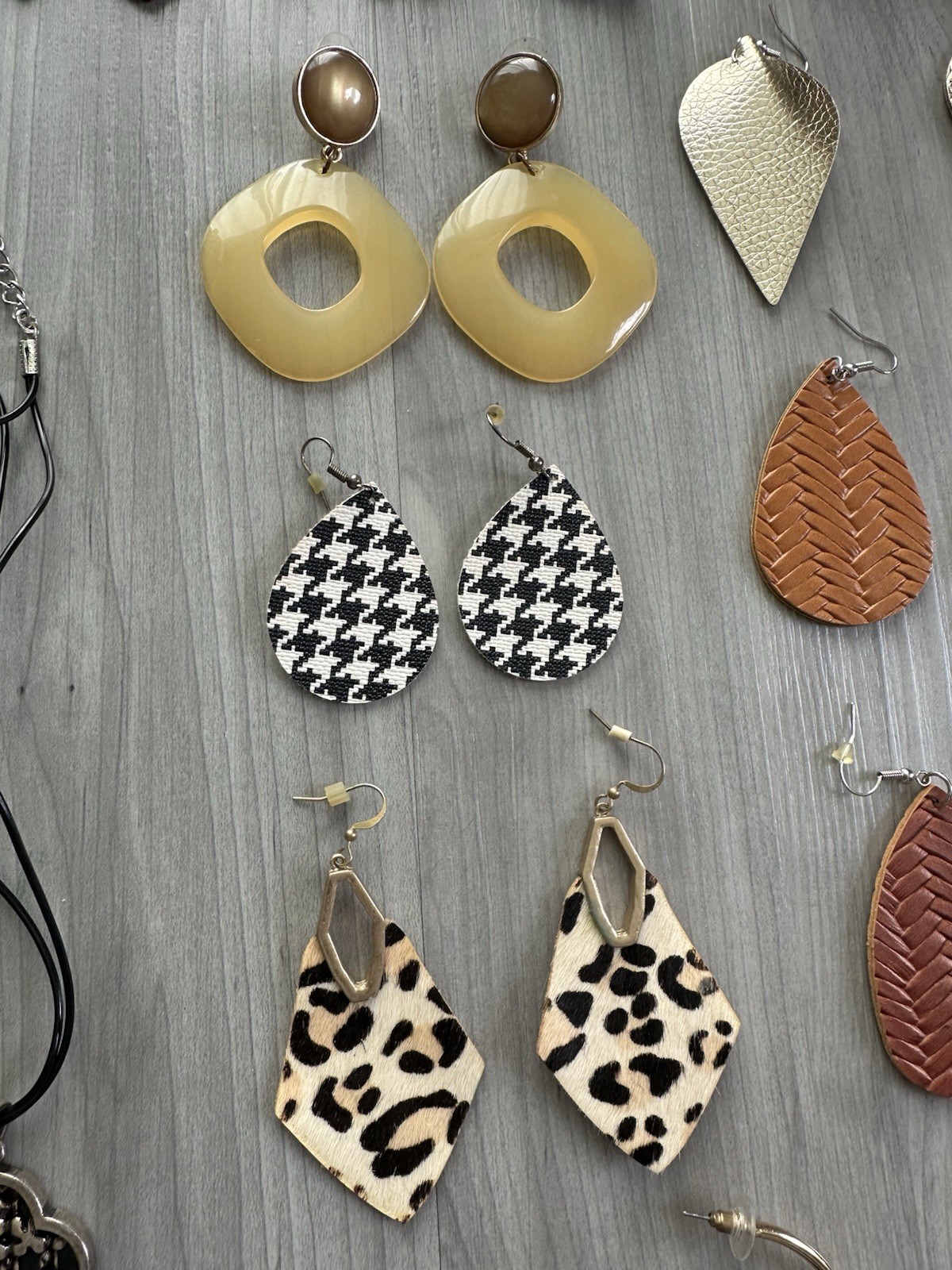 Boutique Western Boho Fashion Costume Jewelry Lot Earrings Bracelets Necklaces