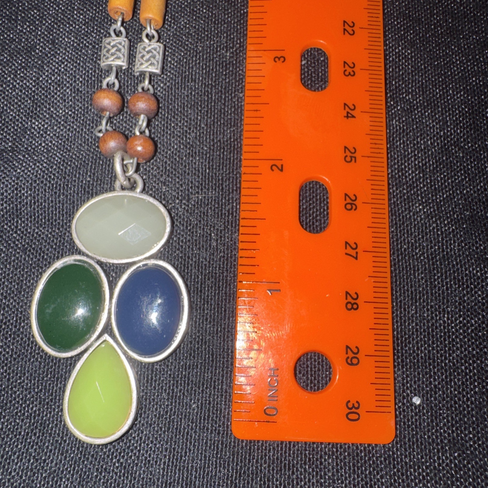 XC Lovely Green Blue And Brown Faceted Beaded Necklace