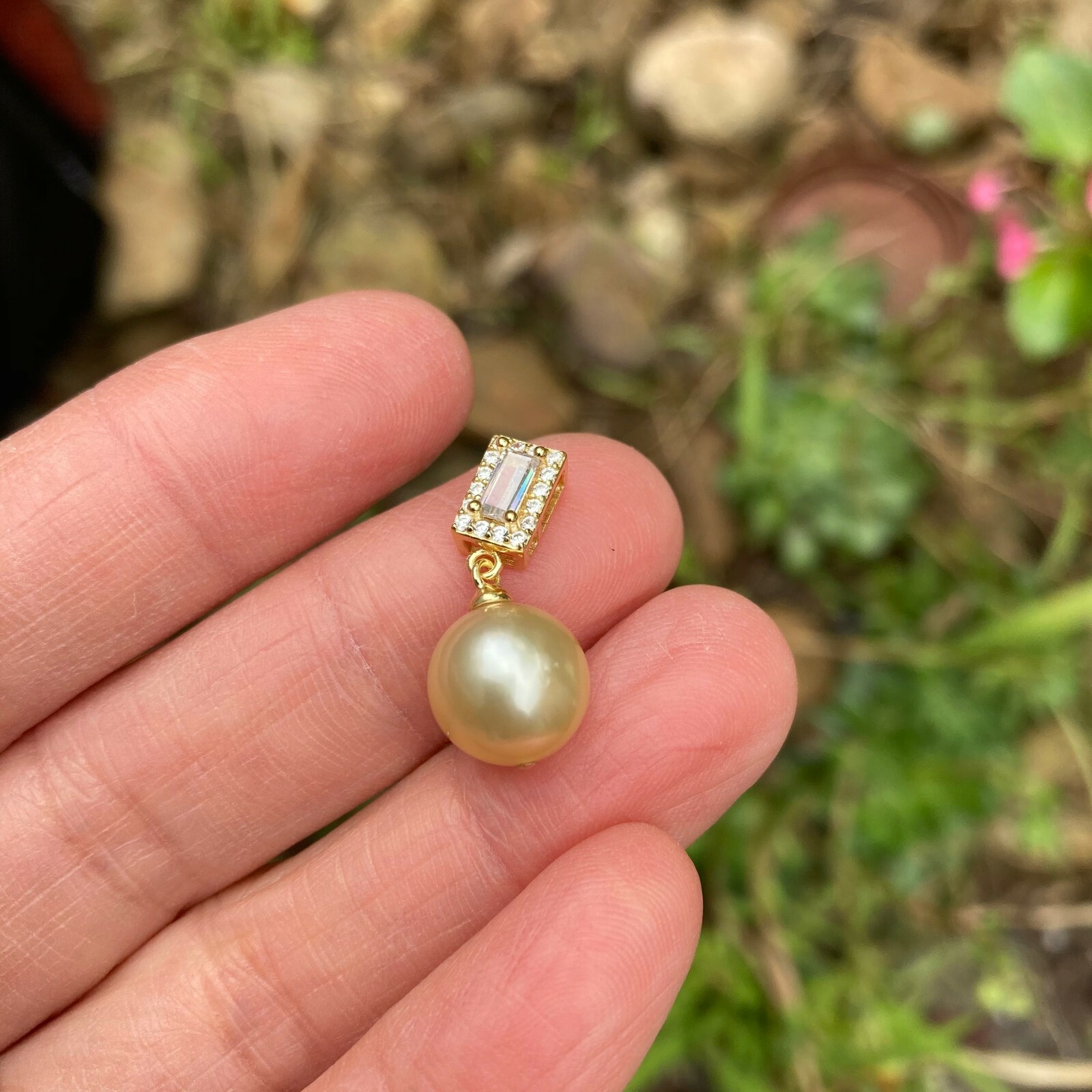 9.5-10mm Australia gold seawater Pearl high luster Silver crystal pendant TH57