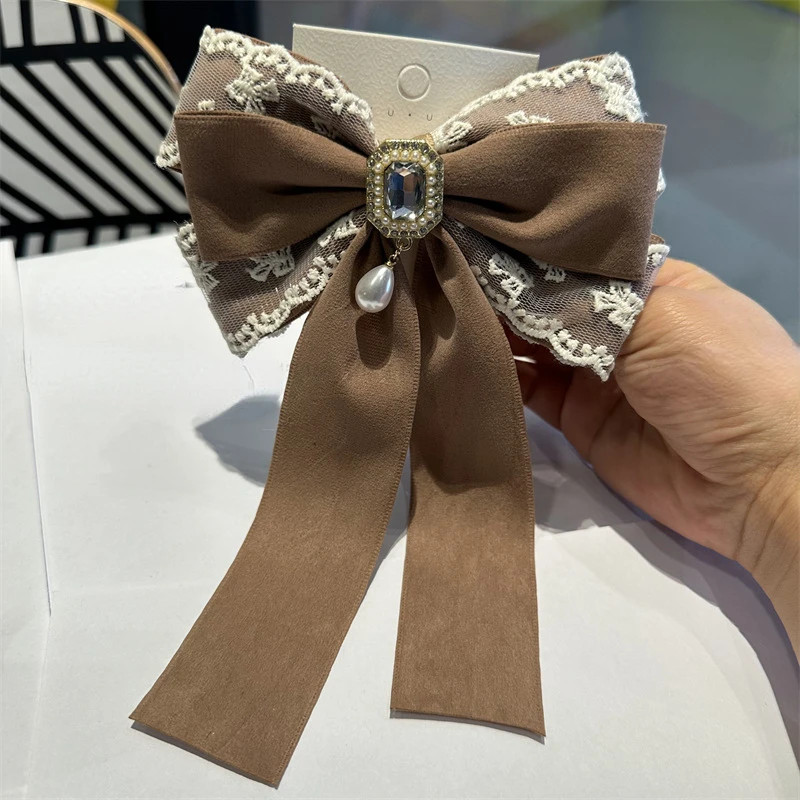 Fabric Lace Bow Brooches for Women Rhinestone Pearl Shirt Collar Pins.