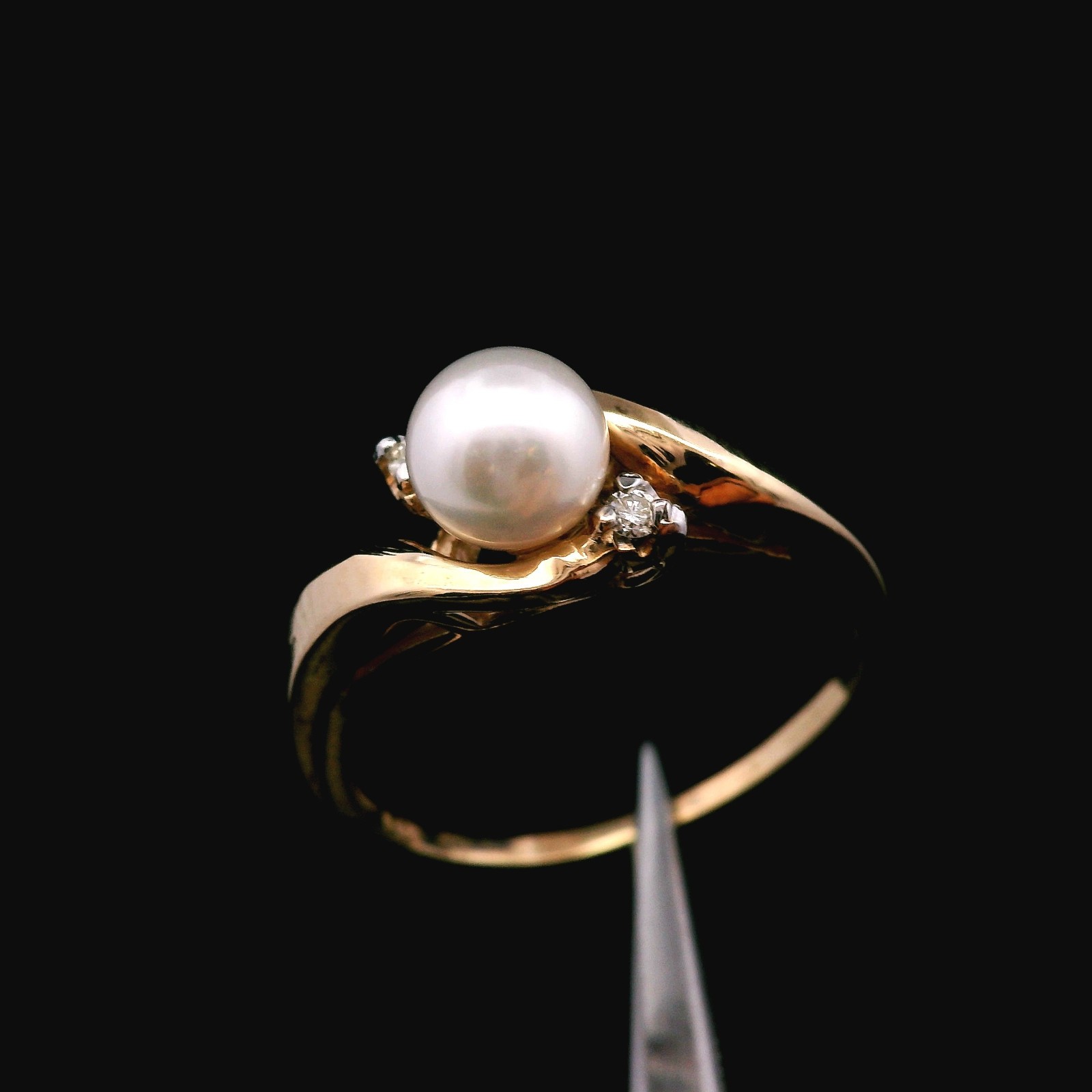 14K Yellow Gold Pearl & Diamond Ring Size 7 1.7dwt (2.6g) 0.02ct