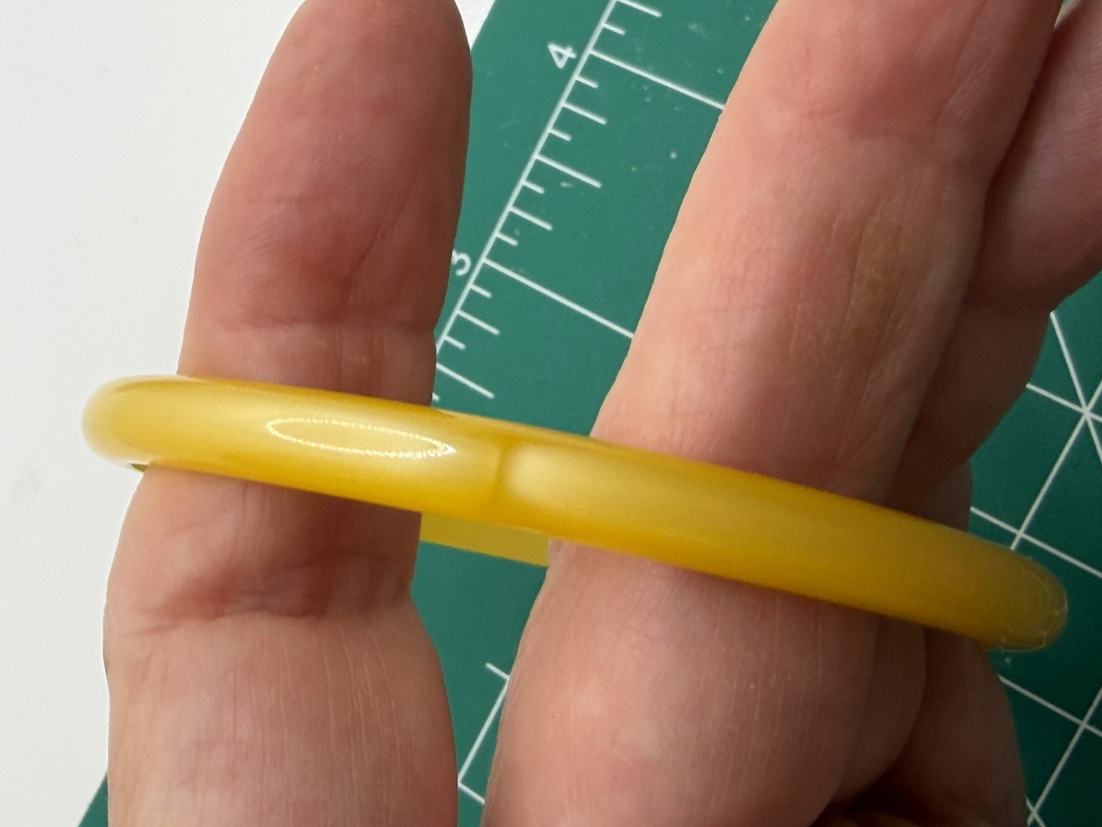 Vintage Yellow Moonglow Lucite Bangle Bracelet Plastic 1/4 Inch Wide