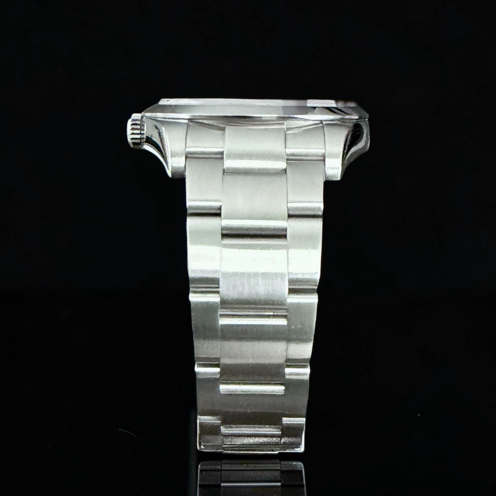 Rolex Explorer 214270 MK1 Dial – Serviced 7/26