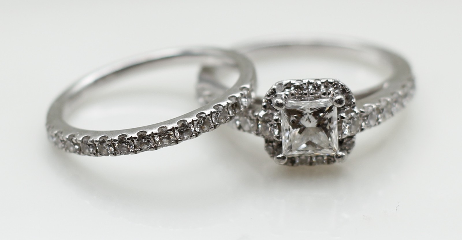 Platinum 1.80 ctw Princess Natural Diamond VS1-H Wedding Ring Set 8.8 Grams
