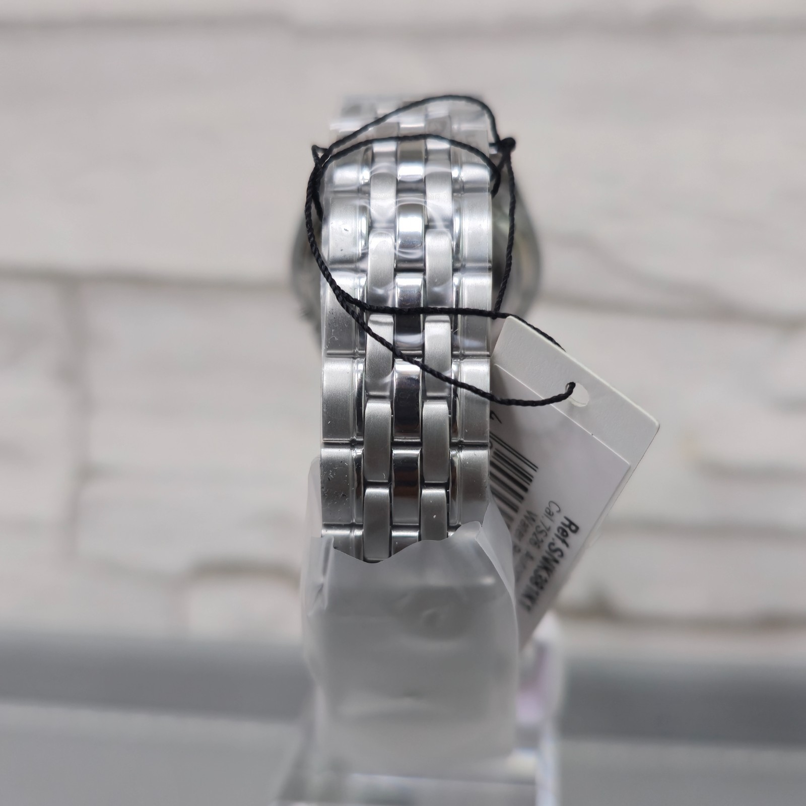 Seiko 5 SNK381K1 21 Jewels Black Dial 37mm Stainless Steel New Men’s Watch