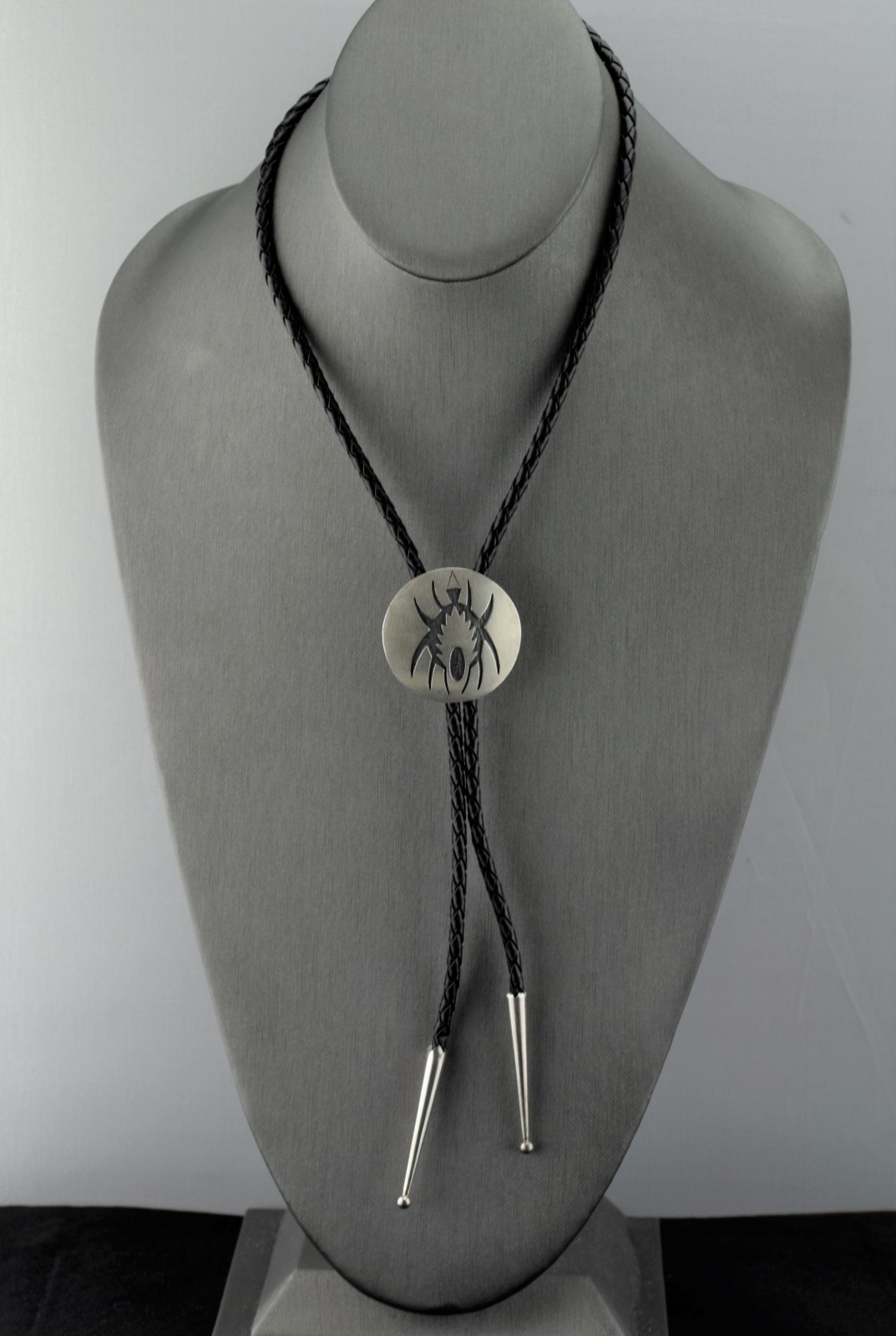 Lowell Draper Navajo Sterling Silver & Black Woven Leather Bolo Tie – .85