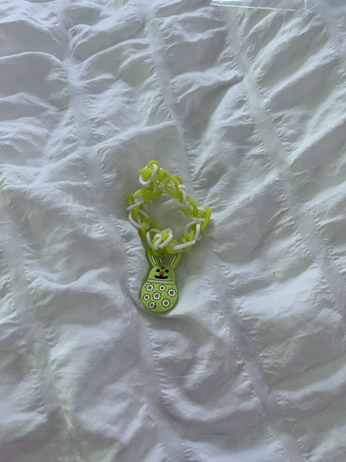 Unisex Kids Green & White Rubber Chain Charm Bracelet, Bunny Rabbit Easter